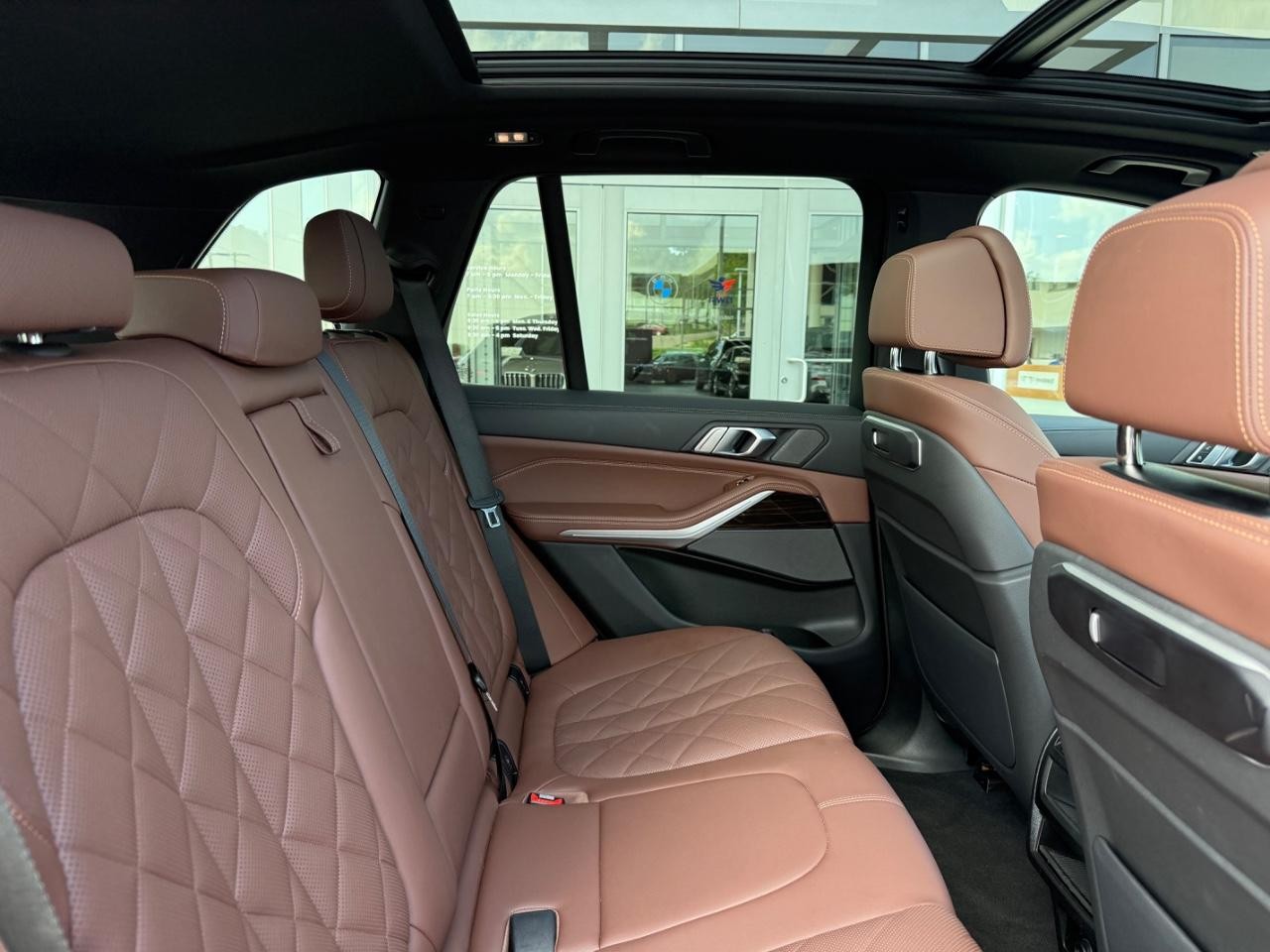 BMW X5 Vehicle Image 10