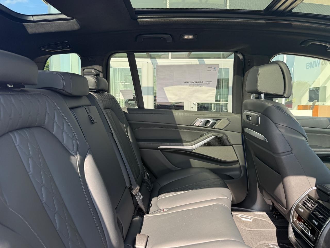 BMW X7 Vehicle Image 07