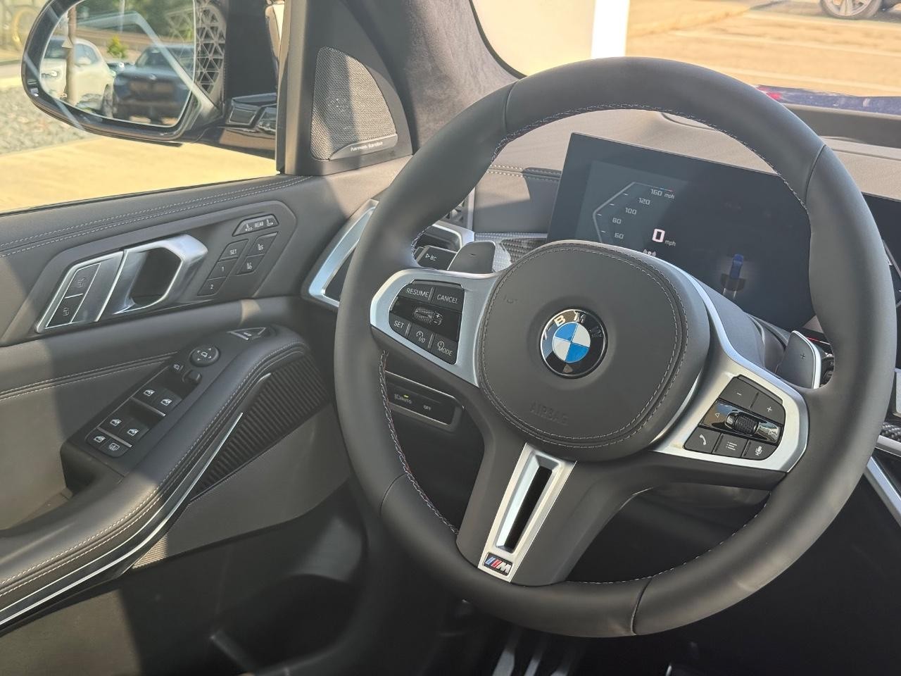BMW X7 Vehicle Image 11