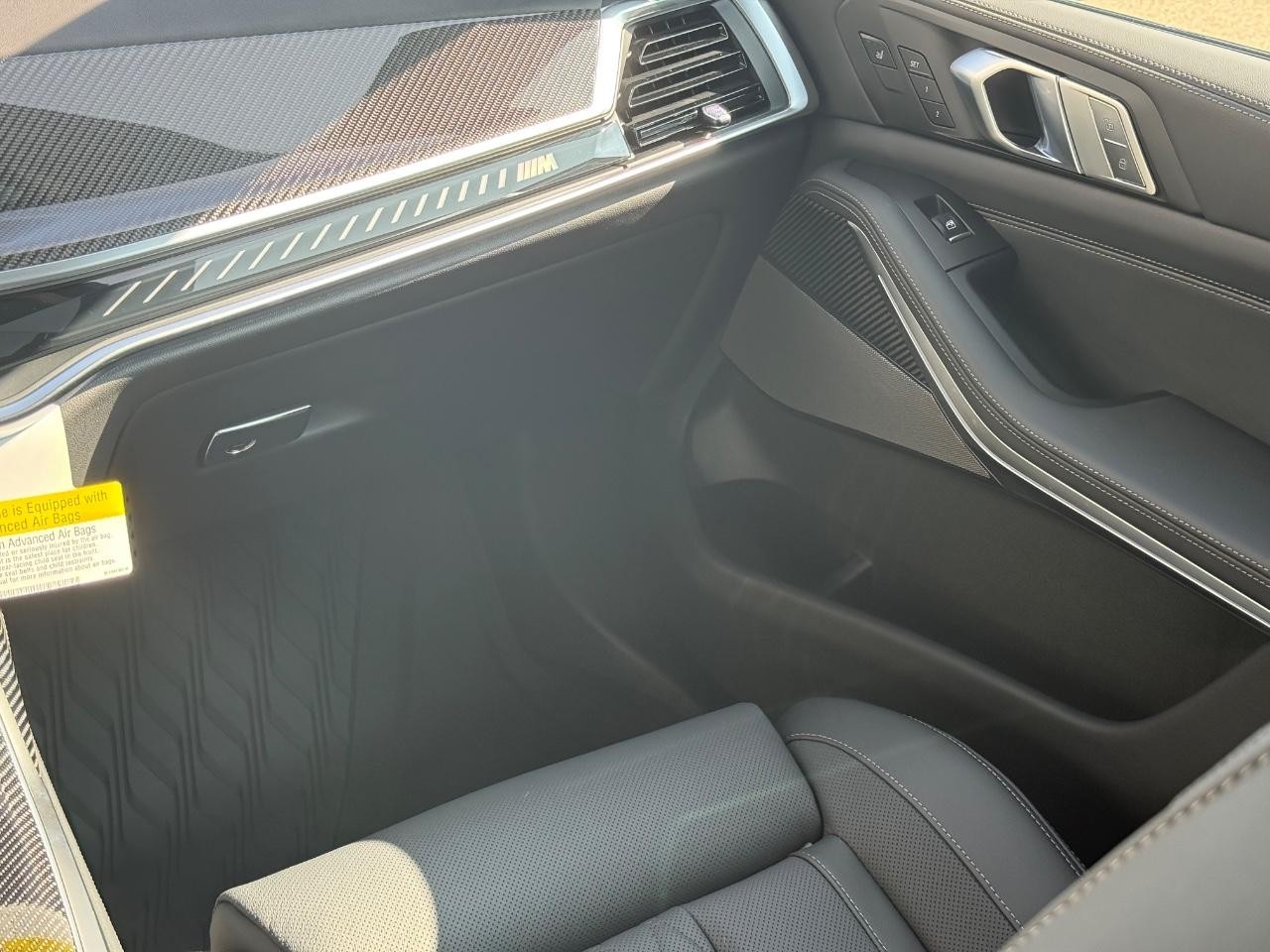 BMW X7 Vehicle Image 12
