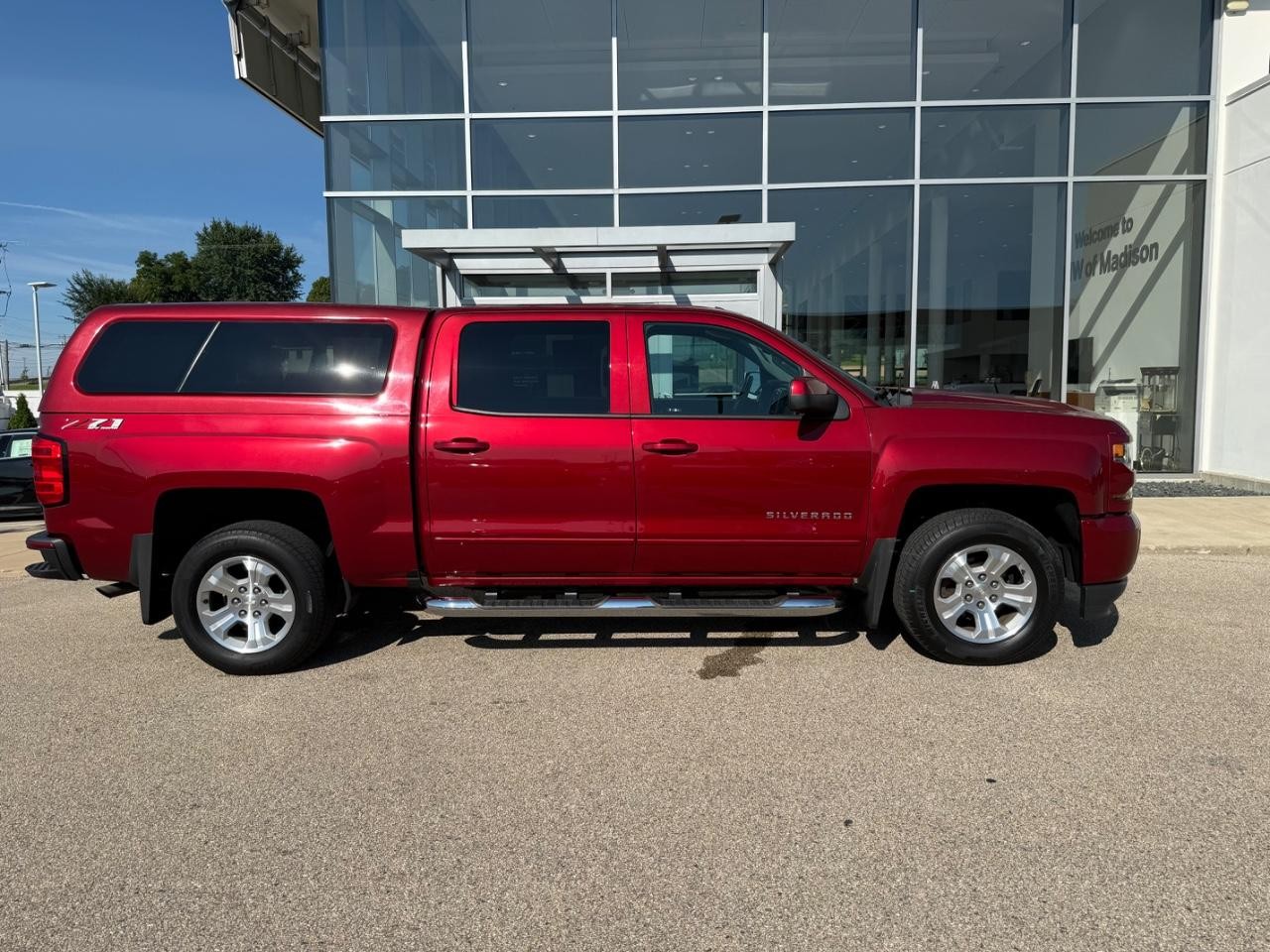 Chevrolet Silverado 1500 Vehicle Image 02