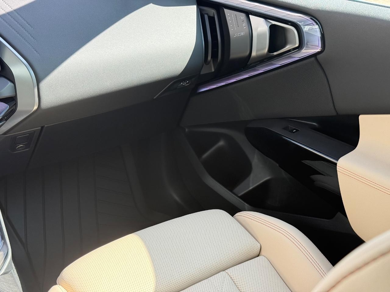 BMW X3 Vehicle Image 10