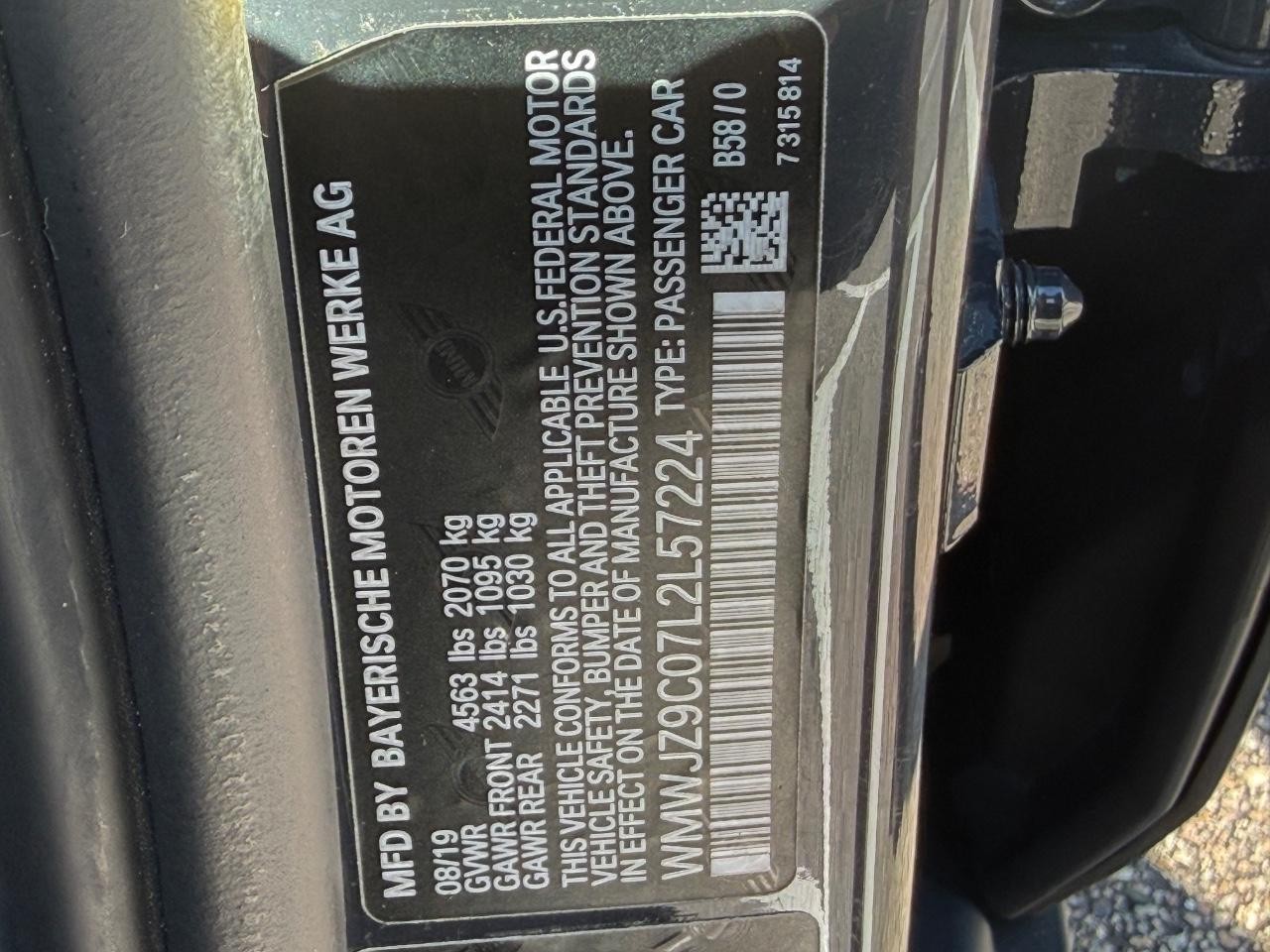 MINI Clubman Vehicle Image 24