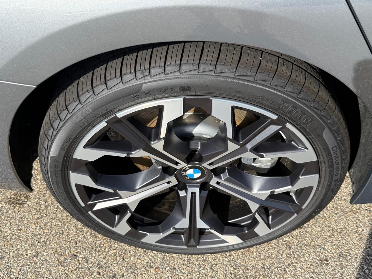 BMW 3 Series Vehicle Image 04