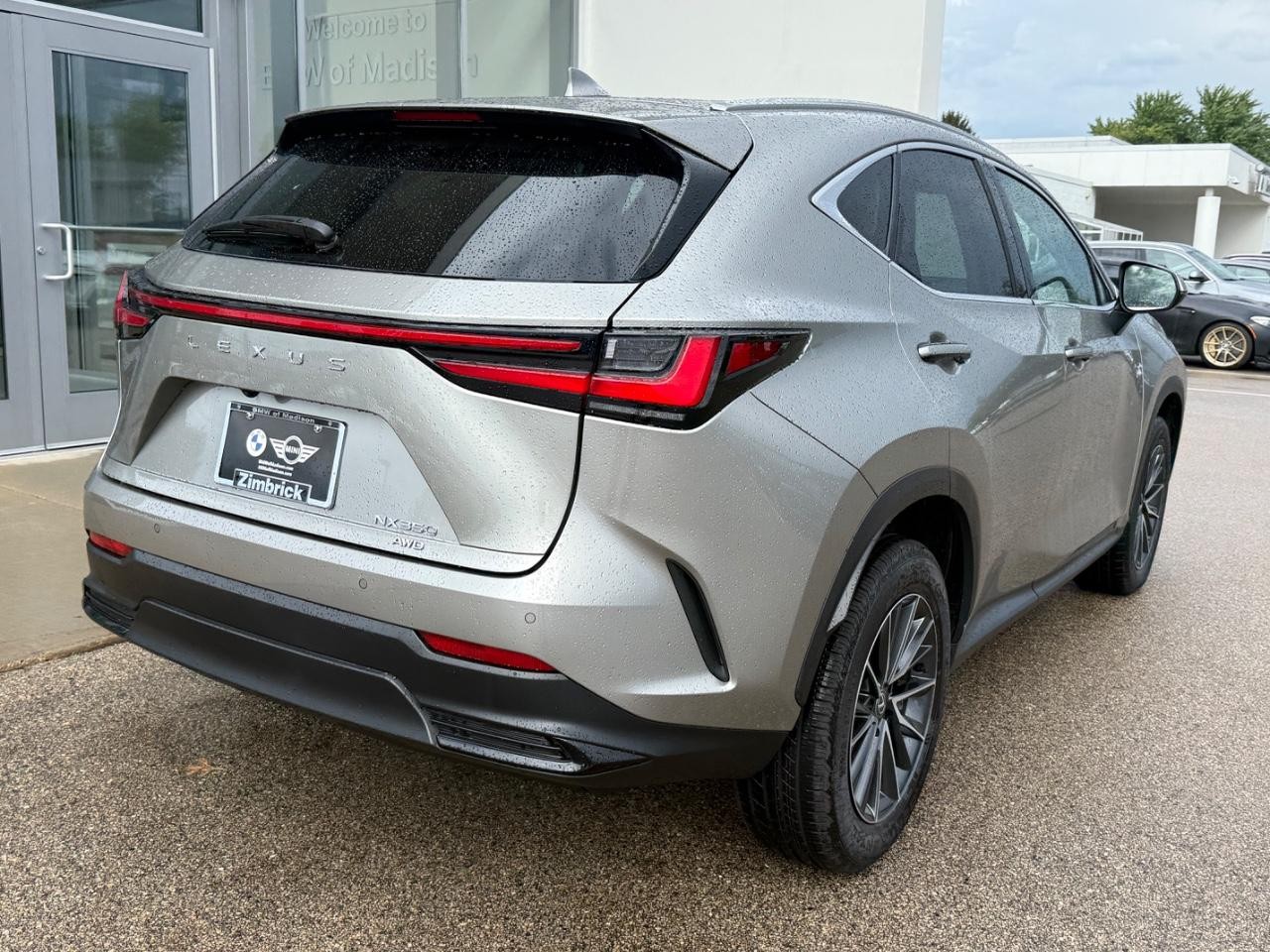 Lexus NX Vehicle Image 03