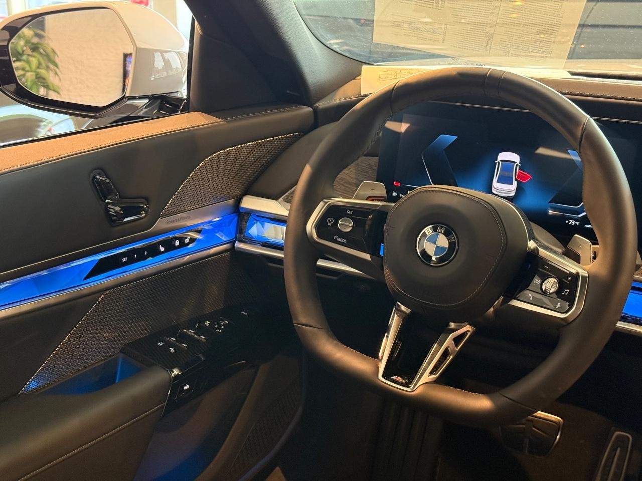 BMW 7 Series Vehicle Image 13
