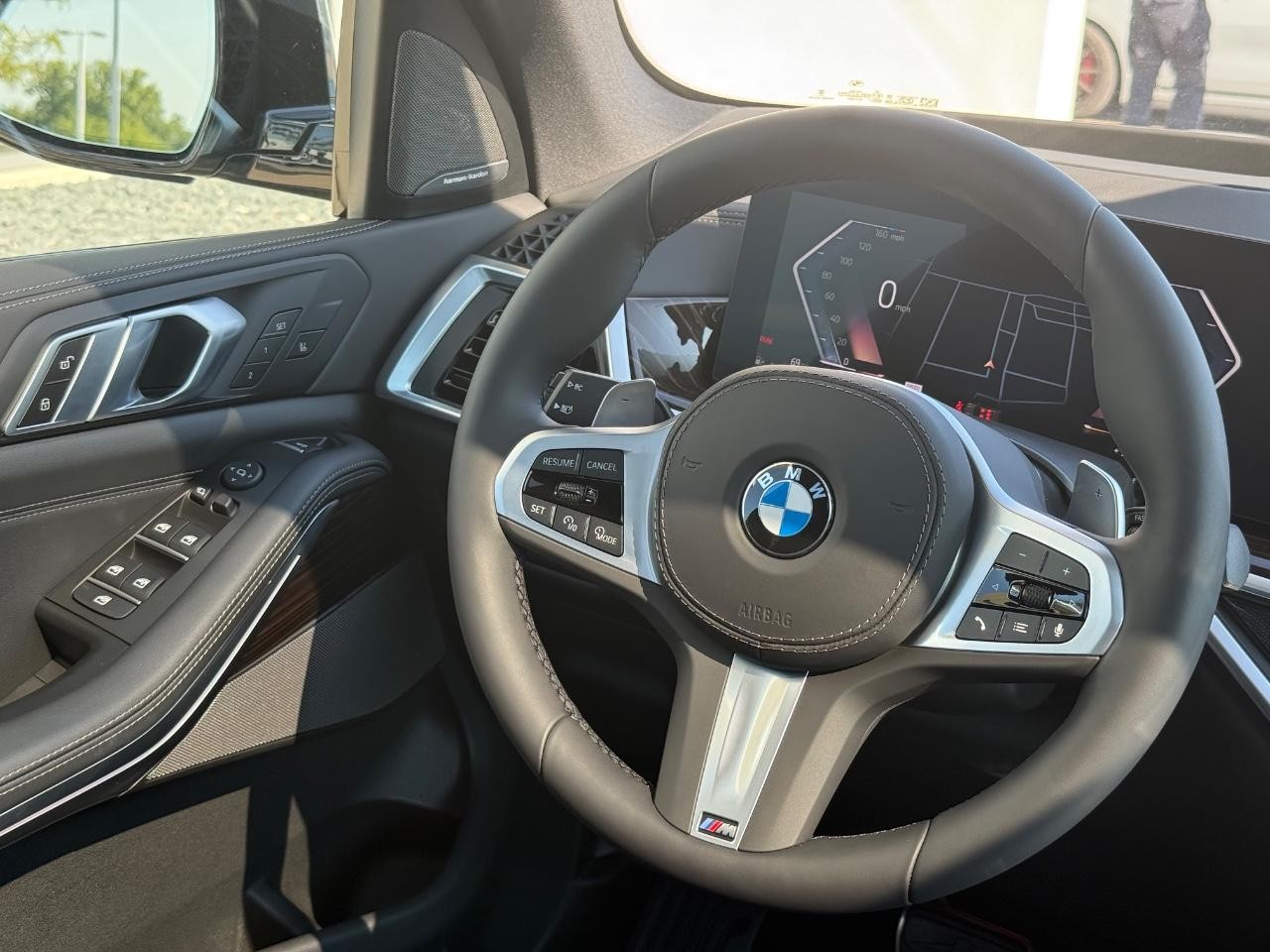 BMW X5 Vehicle Image 09