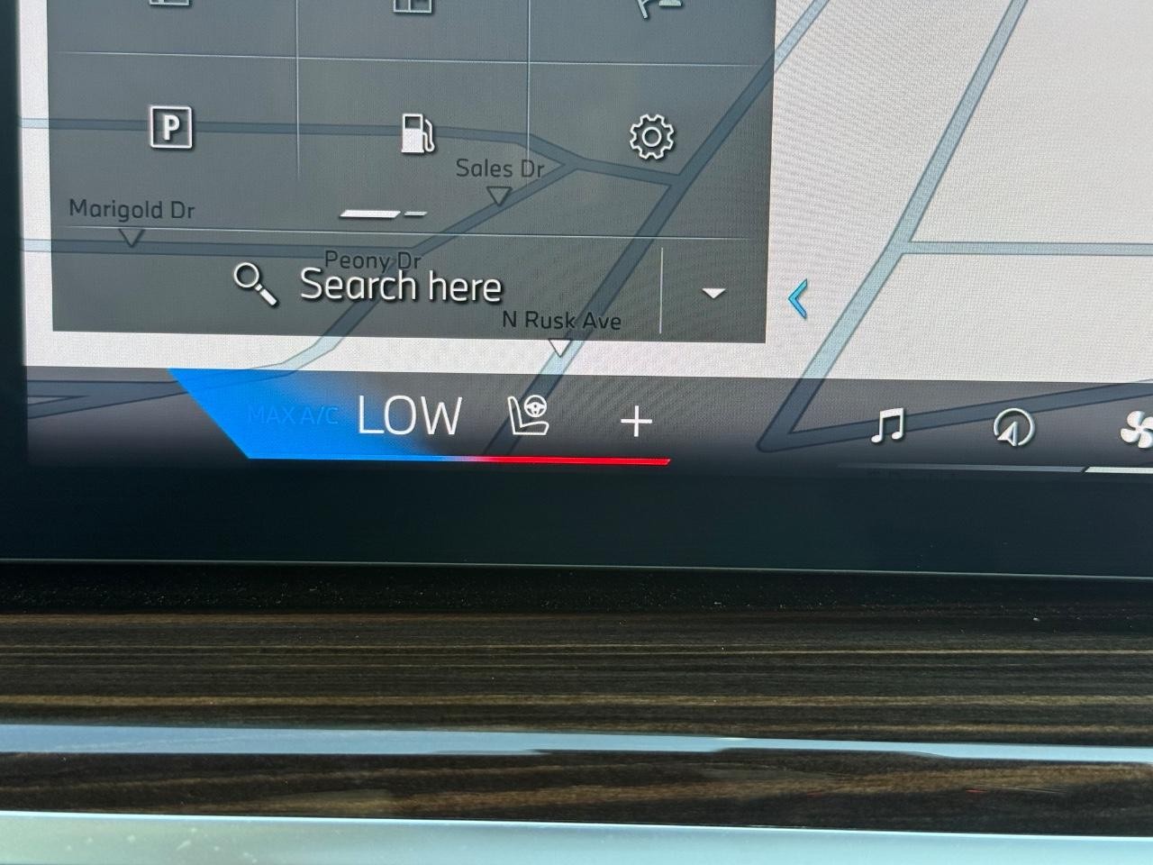 BMW X5 Vehicle Image 17