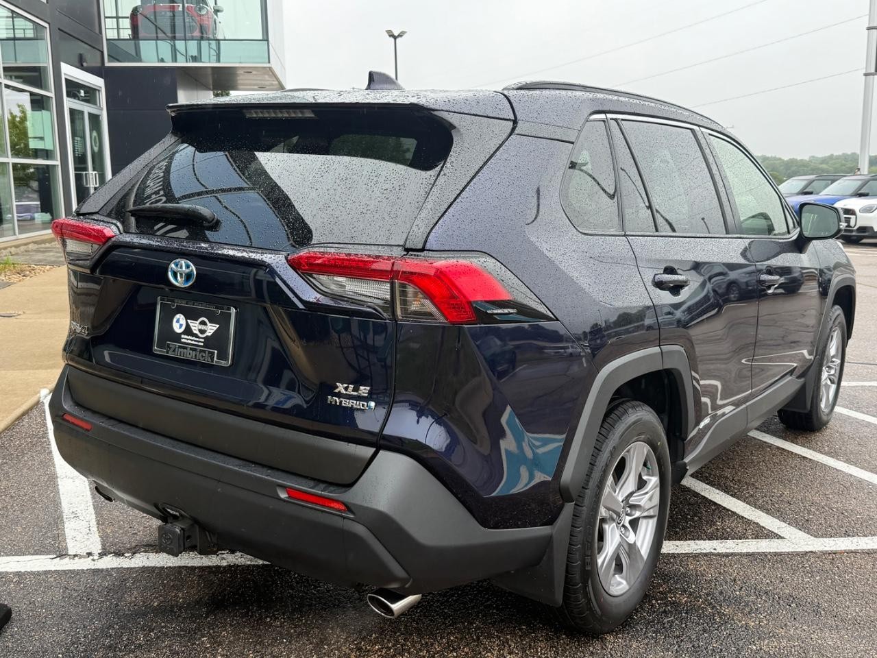 Toyota RAV4 Vehicle Image 03
