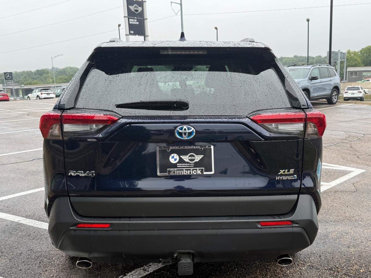 Toyota RAV4 Vehicle Image 04