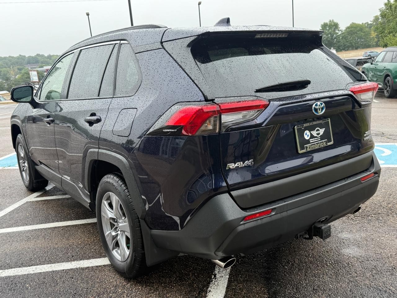 Toyota RAV4 Vehicle Image 06