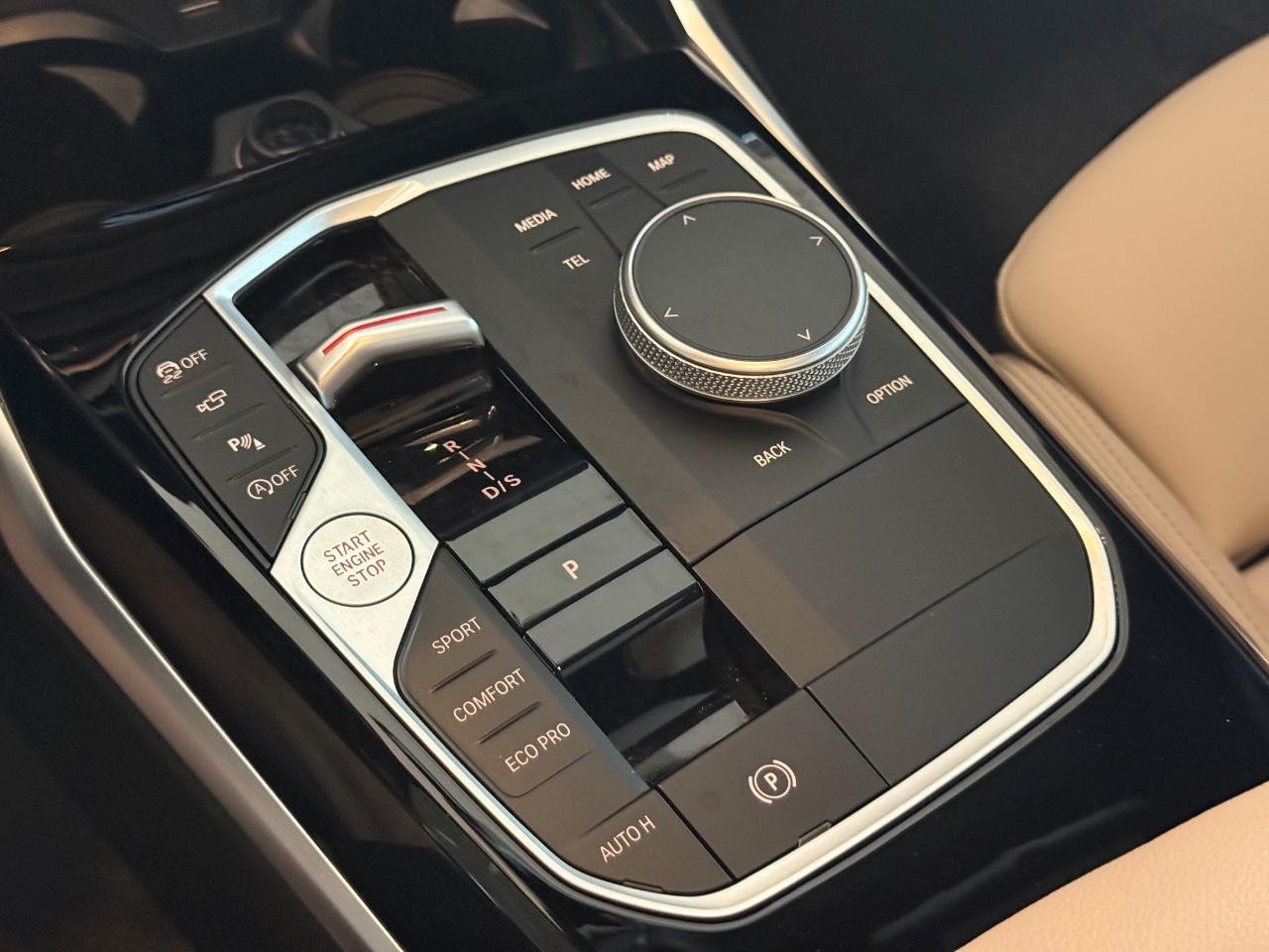 BMW 2 Series Vehicle Image 16