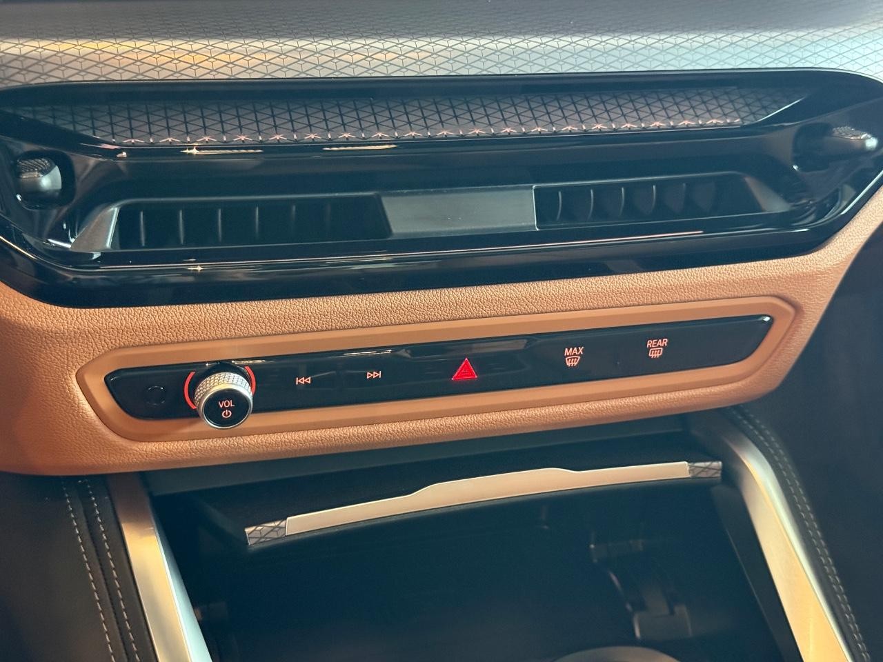 BMW 4 Series Vehicle Image 16