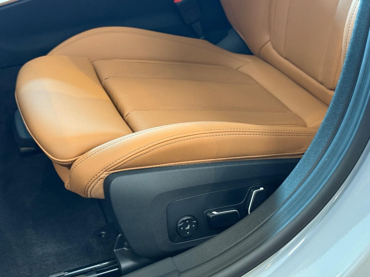 BMW 4 Series Vehicle Image 24