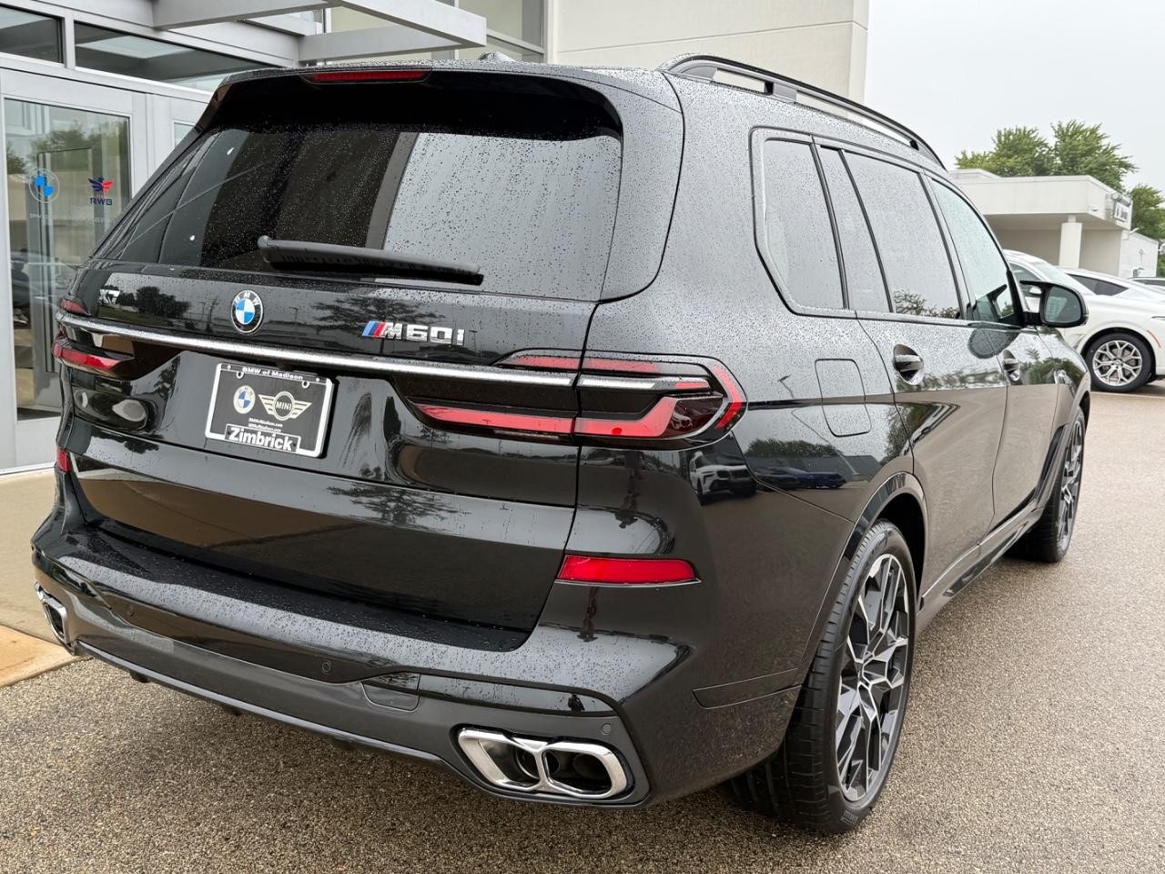 BMW X7 Vehicle Image 03