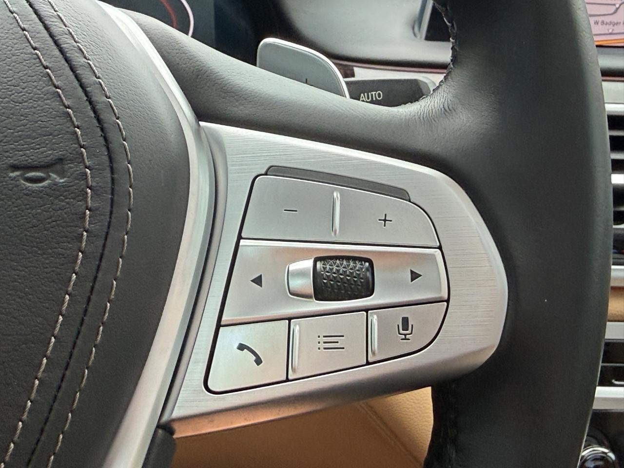 BMW 7 Series Vehicle Image 16