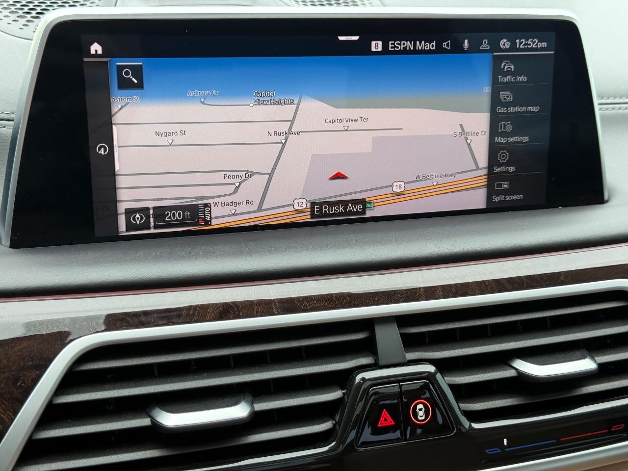 BMW 7 Series Vehicle Image 17