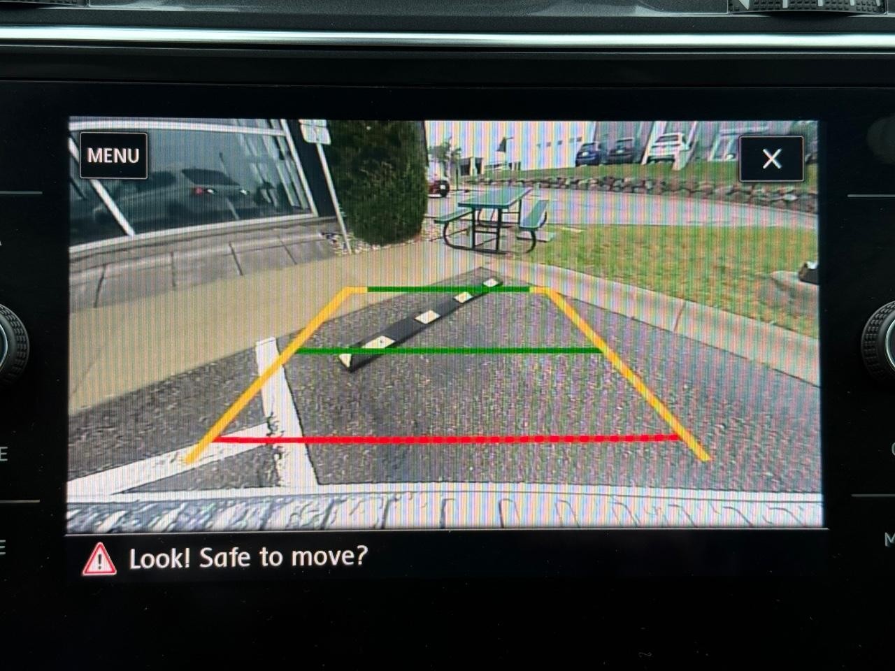 Volkswagen Tiguan Vehicle Image 19