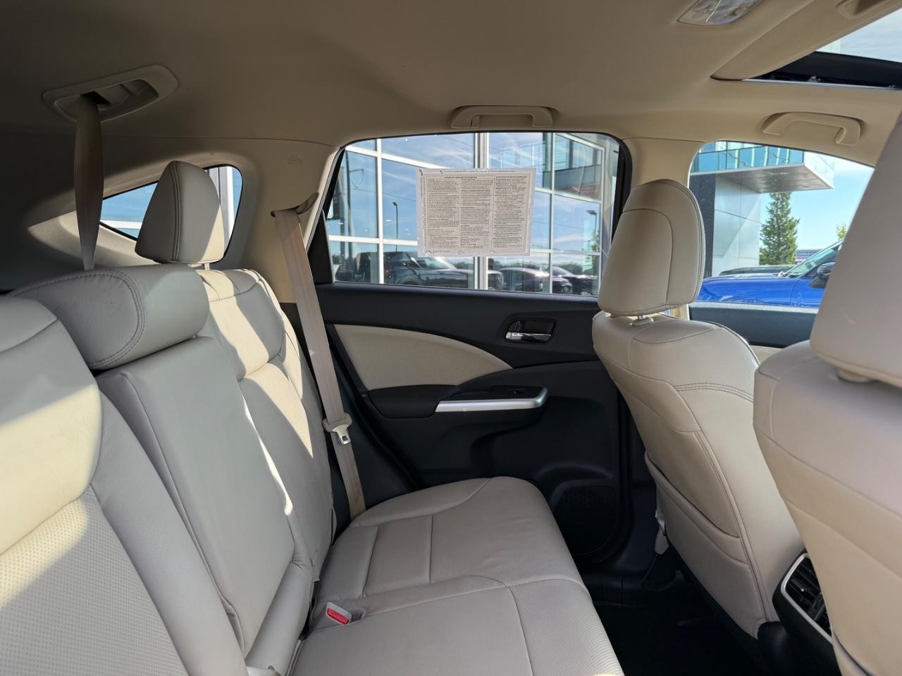 Honda CR-V Vehicle Image 09