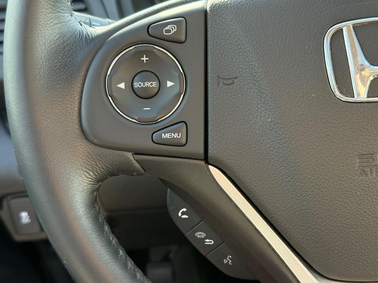 Honda CR-V Vehicle Image 15