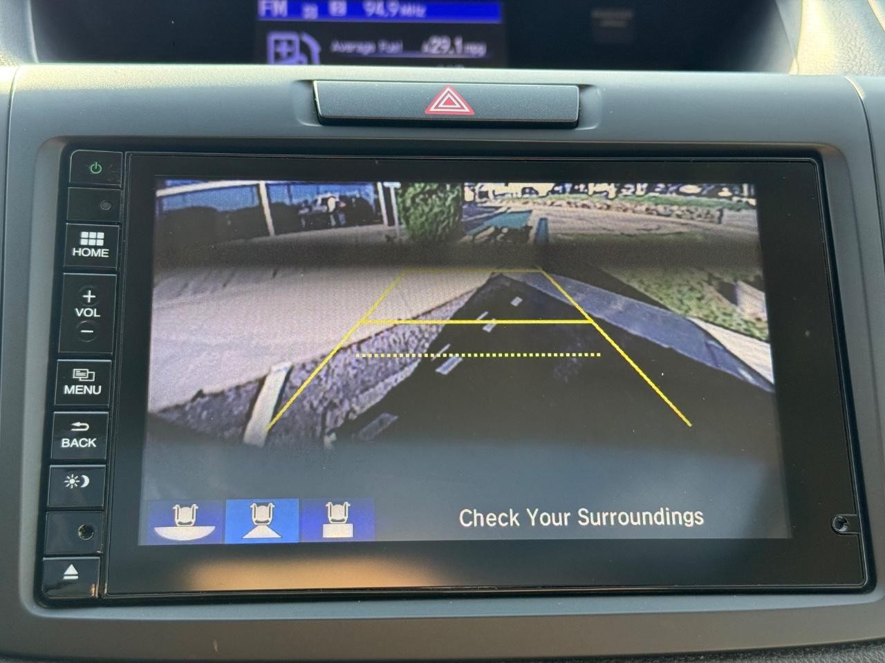 Honda CR-V Vehicle Image 18