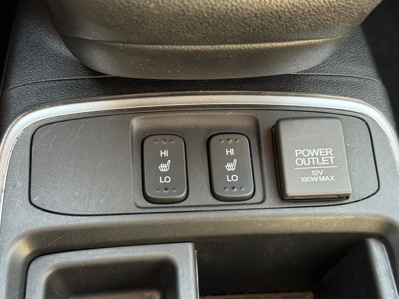 Honda CR-V Vehicle Image 19