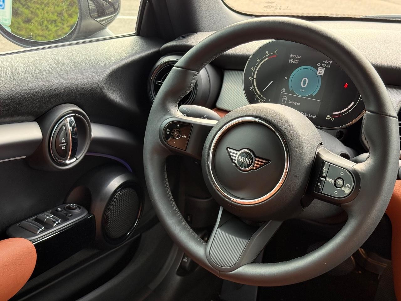 MINI Convertible Vehicle Image 14