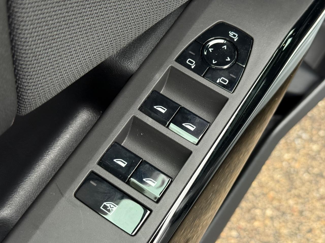 BMW X3 Vehicle Image 17