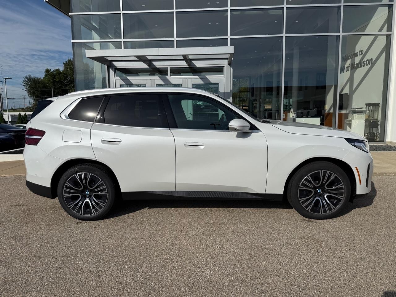 BMW X3 Vehicle Image 02