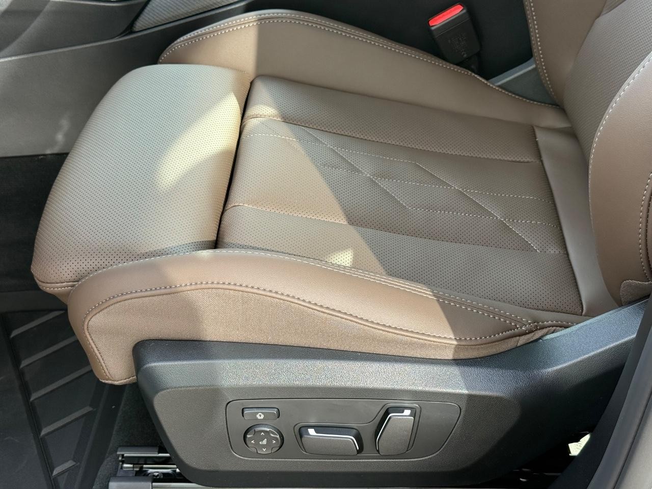 BMW X3 Vehicle Image 18