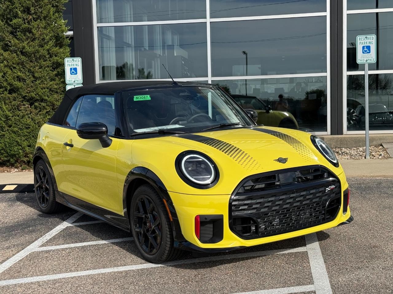 MINI John Cooper Works Vehicle Image 05