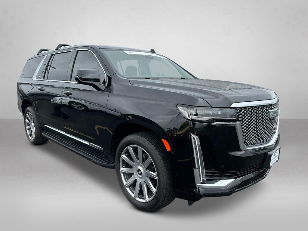 Cadillac Escalade ESV Vehicle Full-screen Gallery Image 02