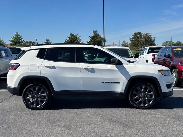 more details - jeep compass