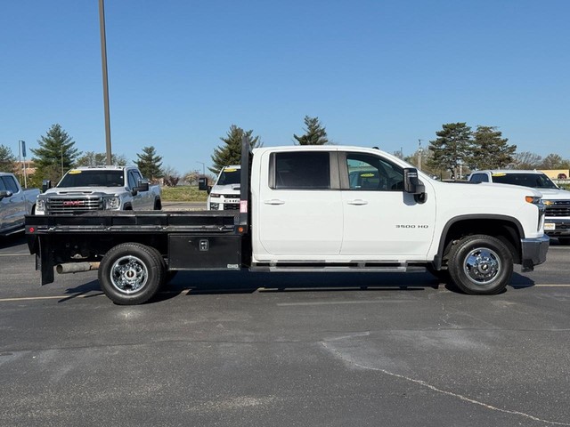 Columbia MO 2023 Chevrolet Silverado 3500HD CC more details - chevrolet silverado 3500hd cc