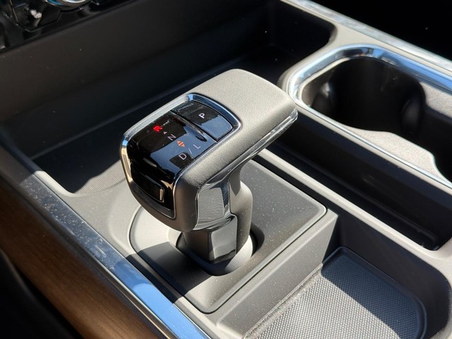 2025 Chevrolet Silverado 1500 High Country - Photo 15