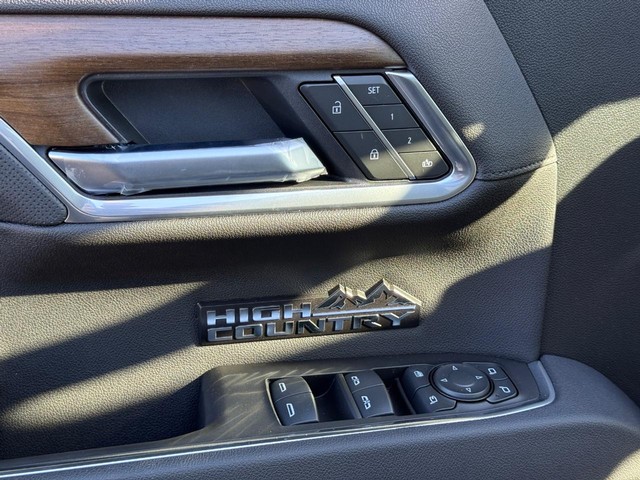 2025 Chevrolet Silverado 1500 High Country - Photo 19
