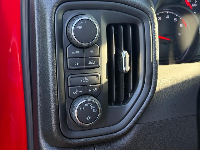 2025 Chevrolet Silverado 1500 Custom - Photo 13