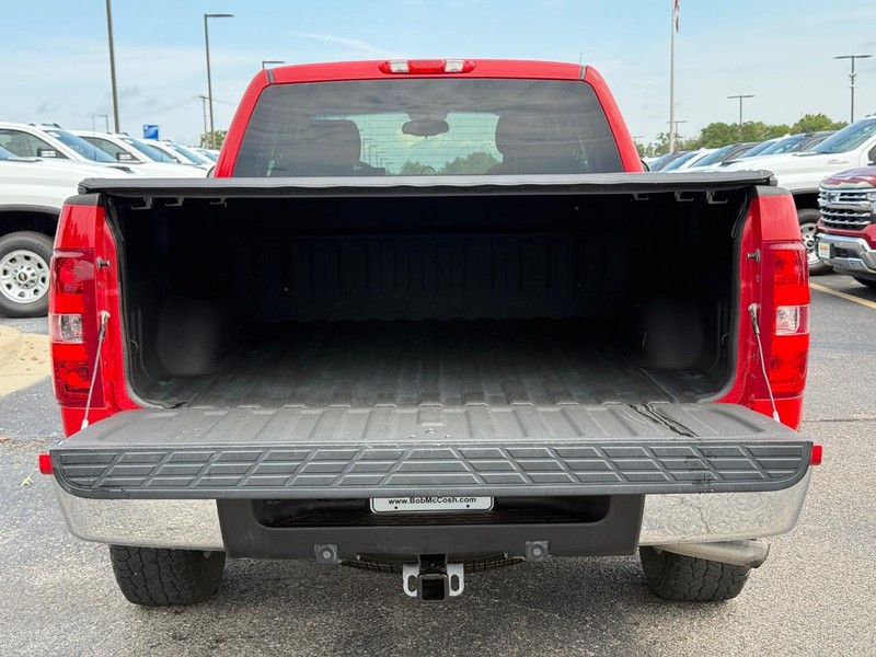 Chevrolet Silverado 1500 Vehicle Full-screen Gallery Image 06