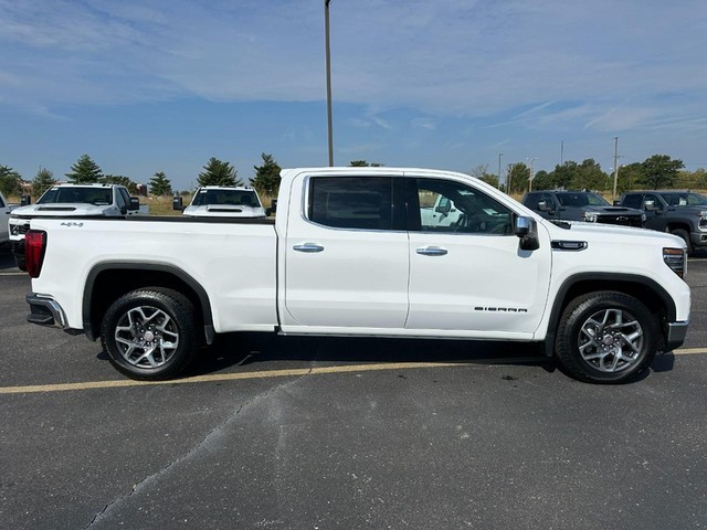 2024 GMC Sierra 1500 SLT at Bob McCosh Chevrolet GMC Cadillac in Columbia MO