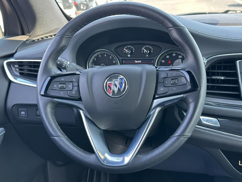 Buick Enclave Vehicle Full-screen Gallery Image 14