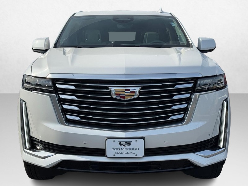 Cadillac Escalade ESV Vehicle Full-screen Gallery Image 07