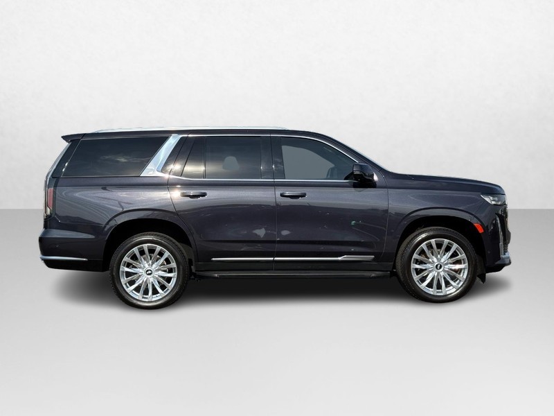 Cadillac Escalade Vehicle Full-screen Gallery Image 02