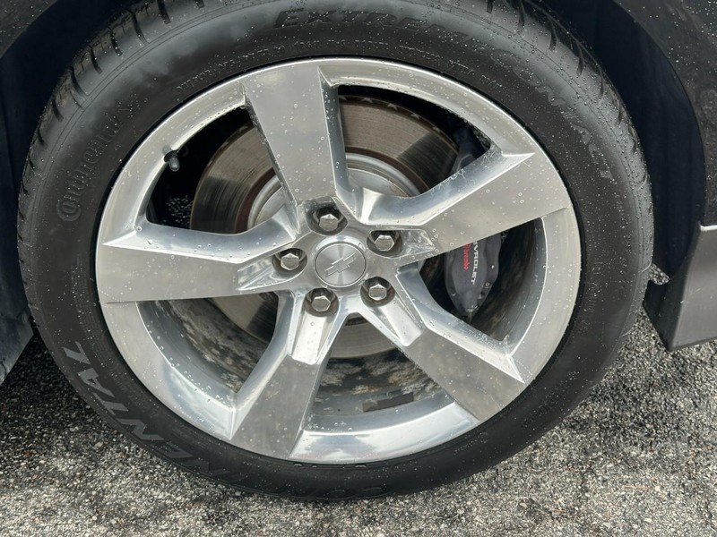 Chevrolet Camaro Vehicle Full-screen Gallery Image 06