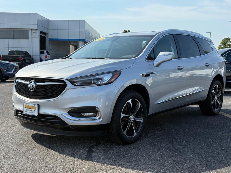 Buick Enclave Vehicle Full-screen Gallery Image 08