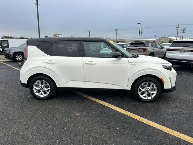 Columbia MO 2025 Kia Soul more details - kia soul