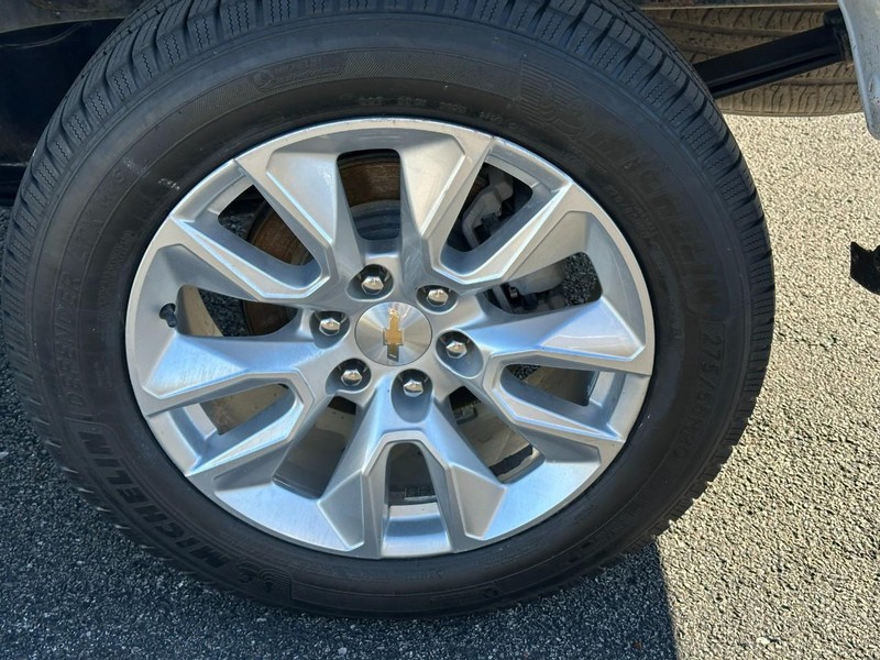 Chevrolet Silverado 1500 Vehicle Full-screen Gallery Image 07