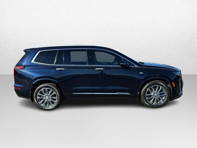 more details - cadillac xt6