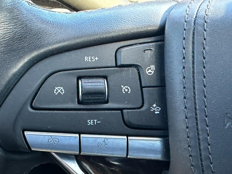 Cadillac XT6 Vehicle Full-screen Gallery Image 19