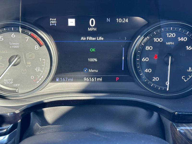 Cadillac XT6 Vehicle Full-screen Gallery Image 21