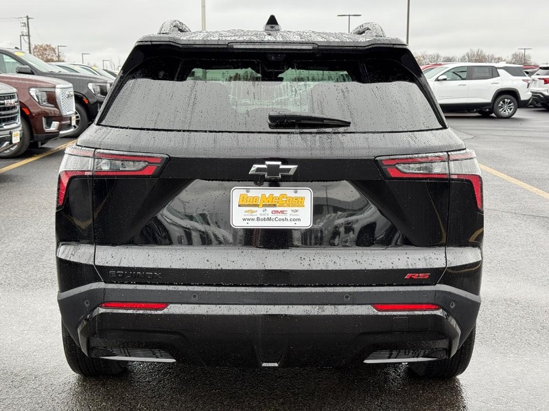 Chevrolet Equinox Vehicle Full-screen Gallery Image 04